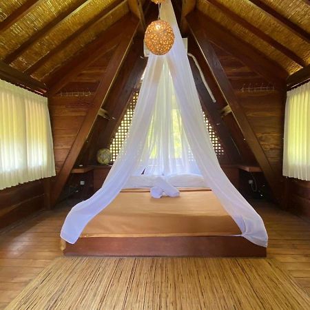 Uma Nirmala Aling-Aling Hotell Singaraja Exteriör bild