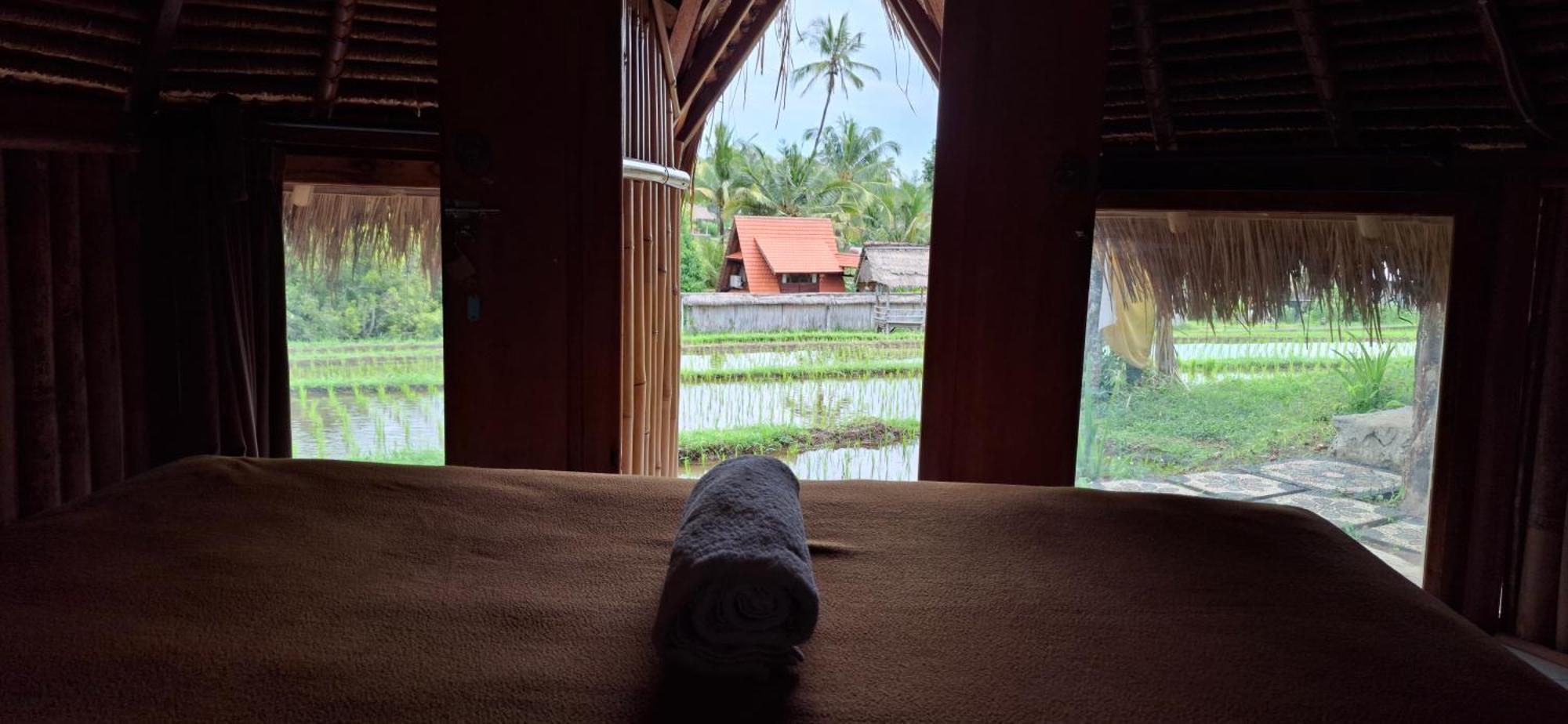 Uma Nirmala Aling-Aling Hotell Singaraja Exteriör bild