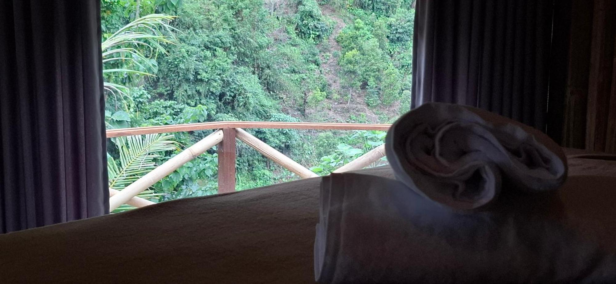 Uma Nirmala Aling-Aling Hotell Singaraja Exteriör bild